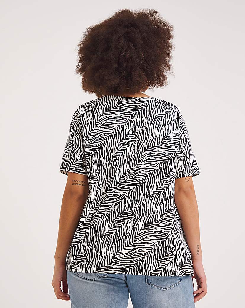 Zebra V Neck Floaty Tee