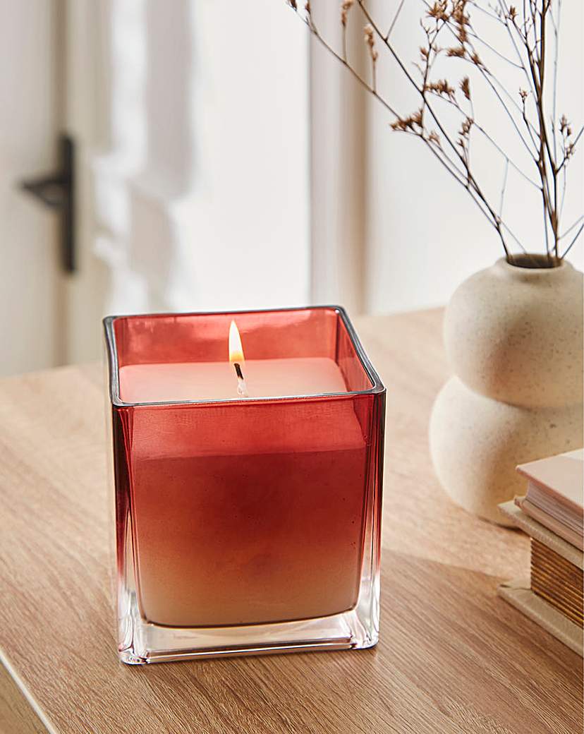 Pomegranate & Cassis Candle