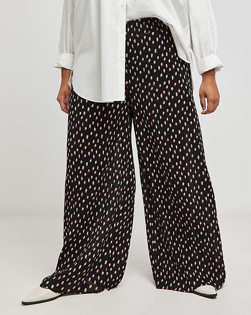Plisse Wide Leg Trouser