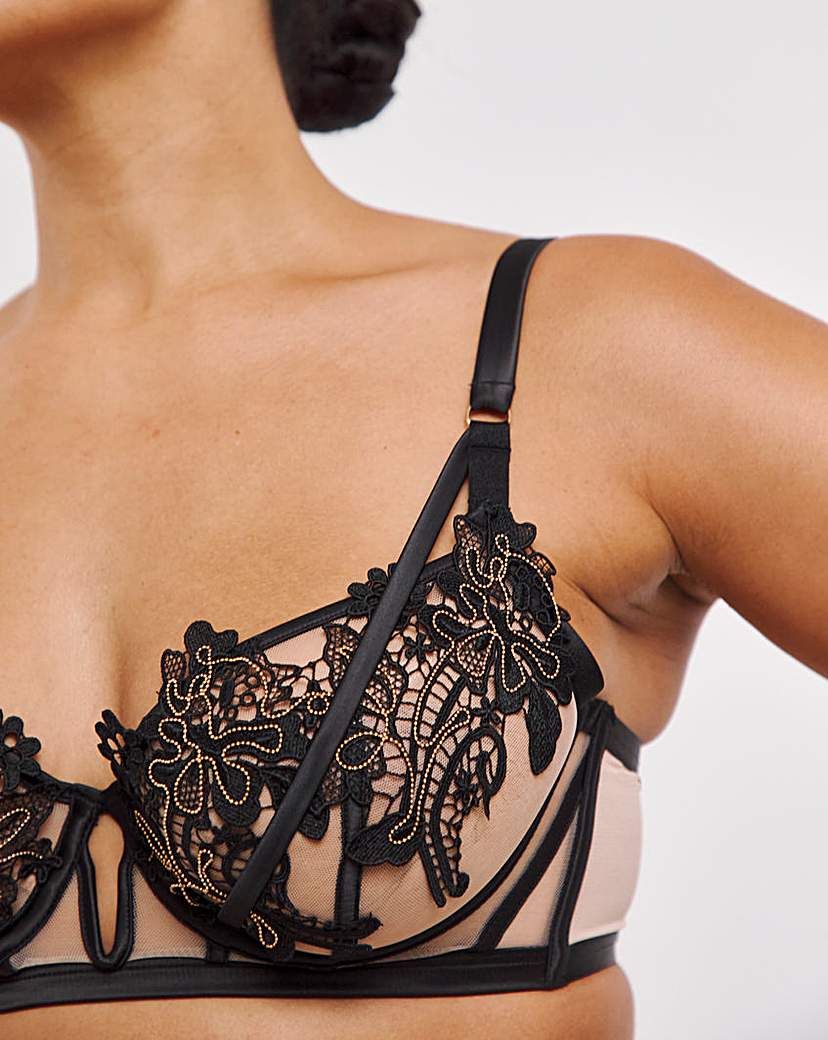 Ann Summers Enticement Plunge Bra