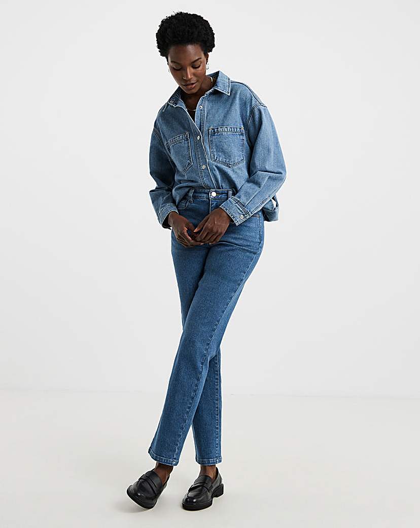 New In - Magisculpt Straight Leg Jean