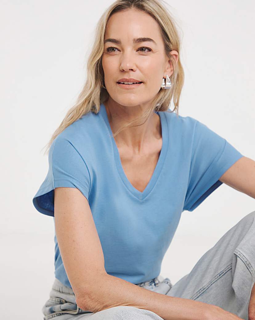 The V-Neck T-shirt