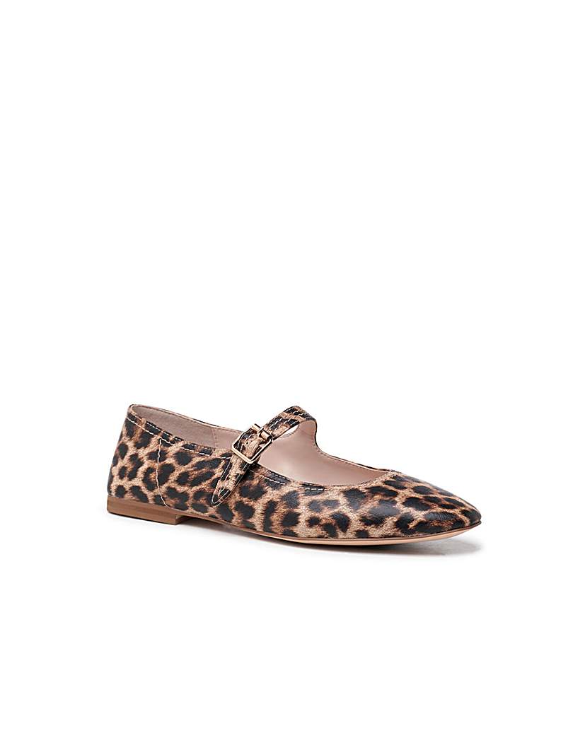 Paradox London Parisenne Mary Jane Flats