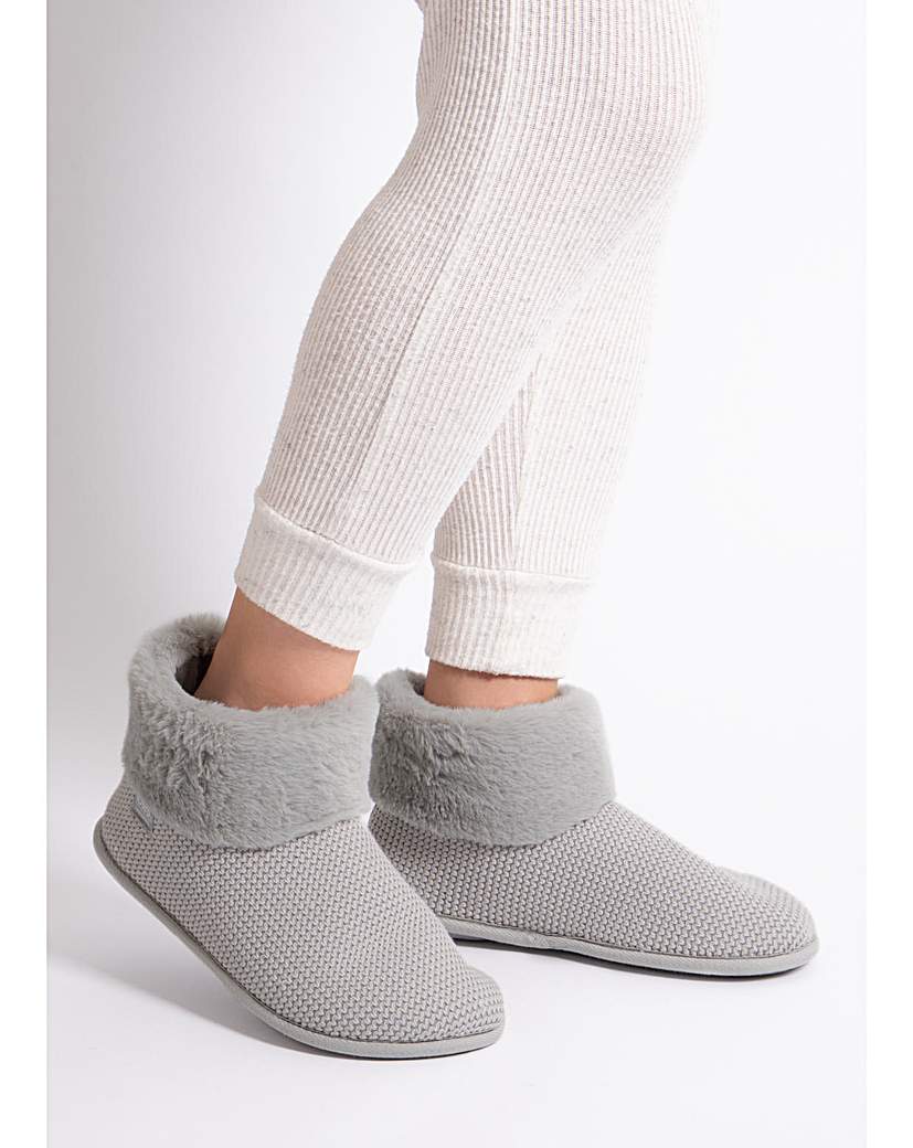 totes Ladies Knit Boot Slippers