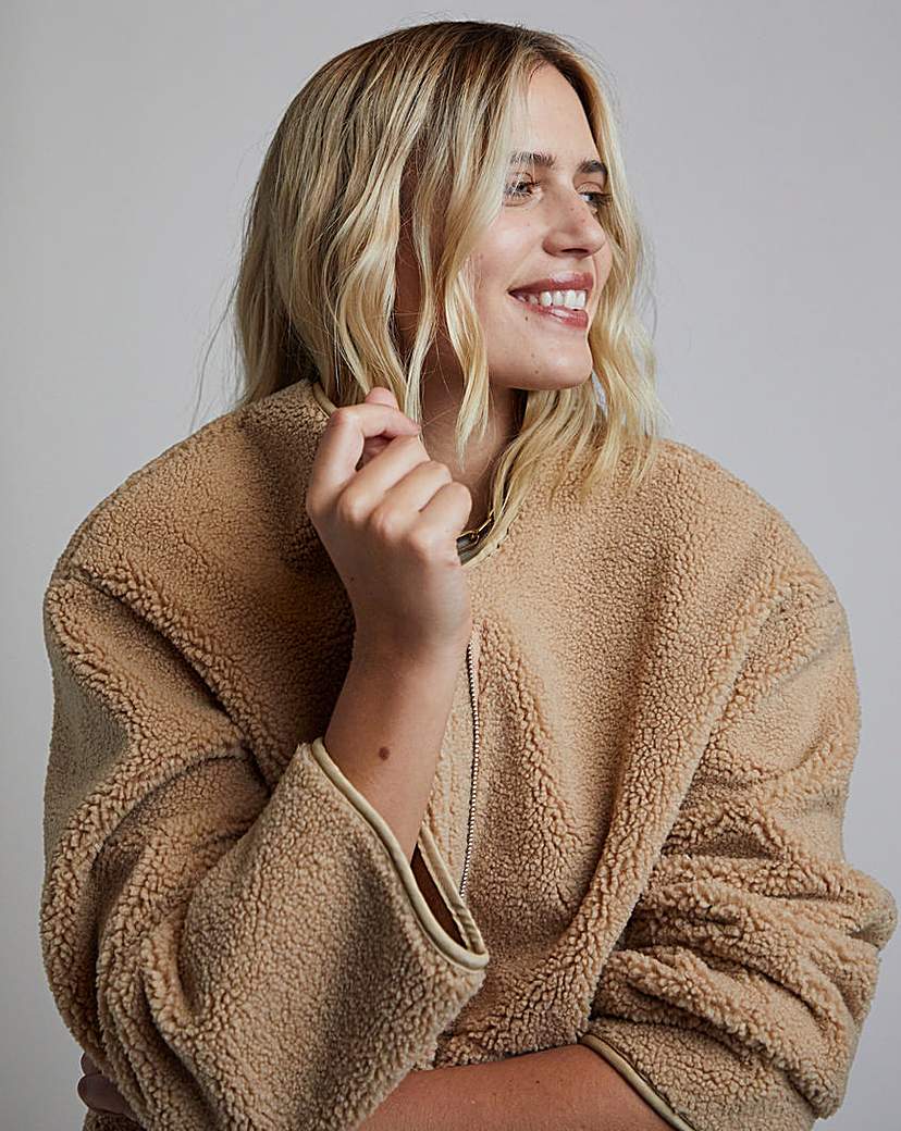 Natural Round Neck Borg Jacket