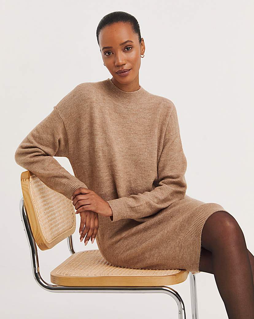 Crew Neck Dress Sponge