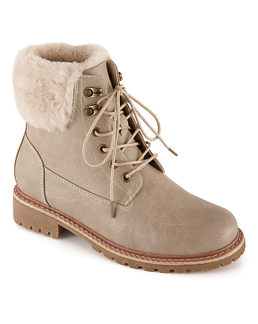 Cleated Sole Ankle Boots E Fit