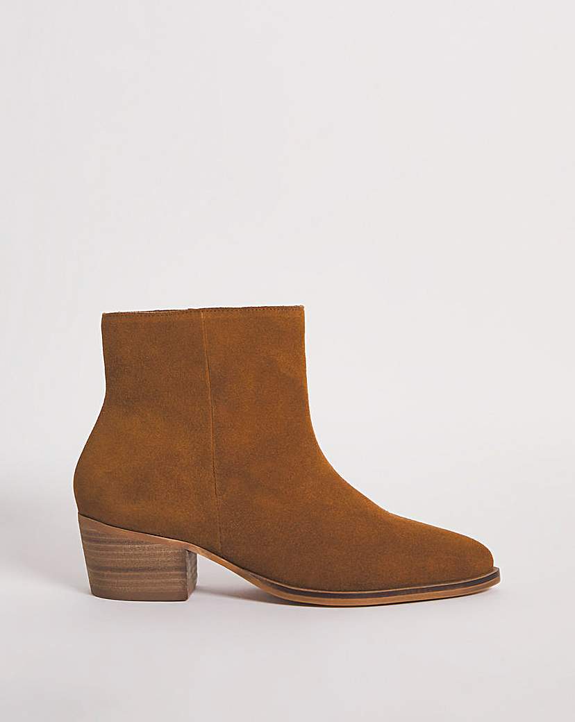 Suede Leather Western Boot E Fit