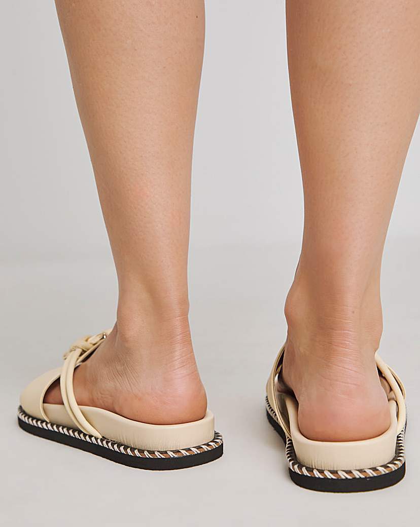 Big Trim Footbed Sandal Wide