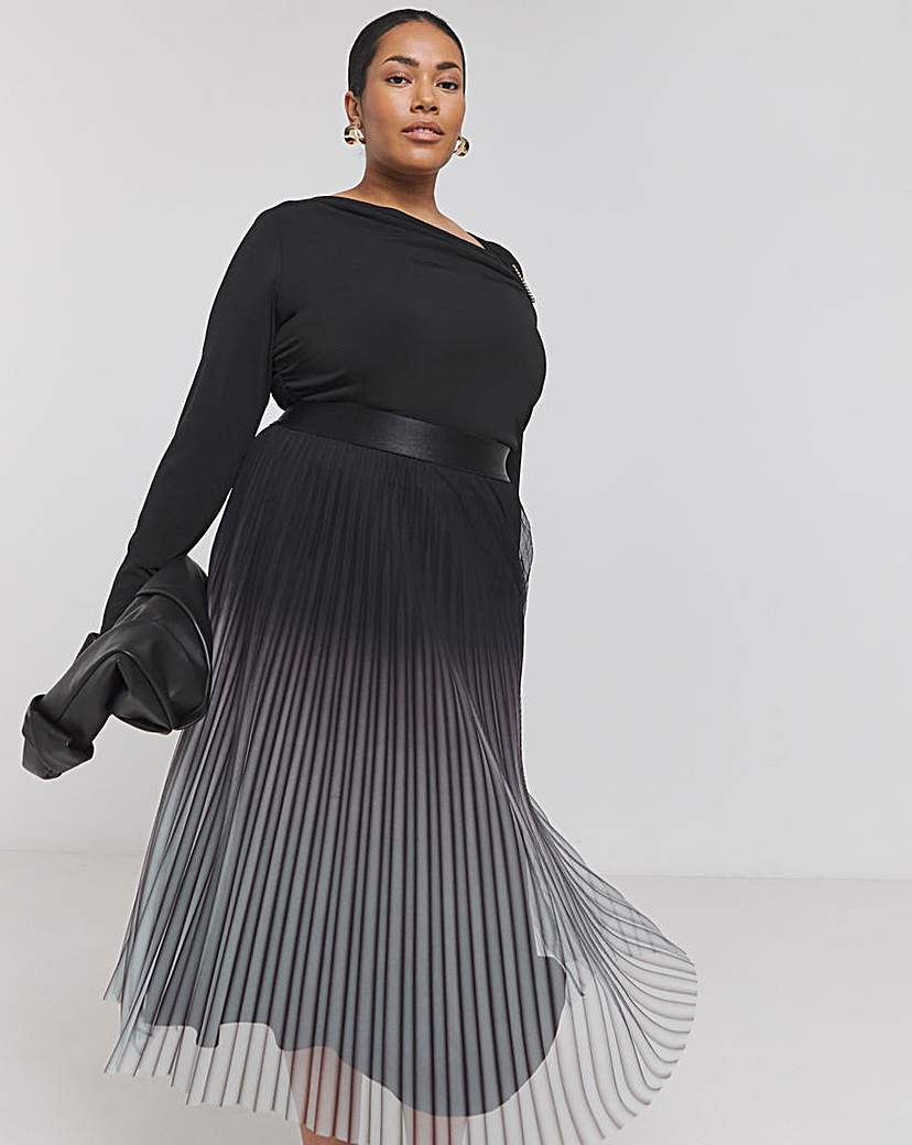 Pleated maxi skirt mesh hotsell