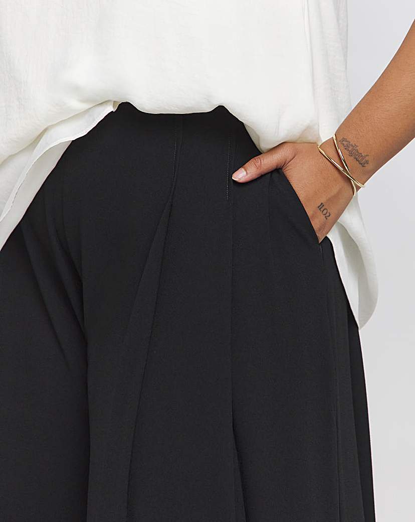 Joanna Hope Pleated Wide Leg Trousers