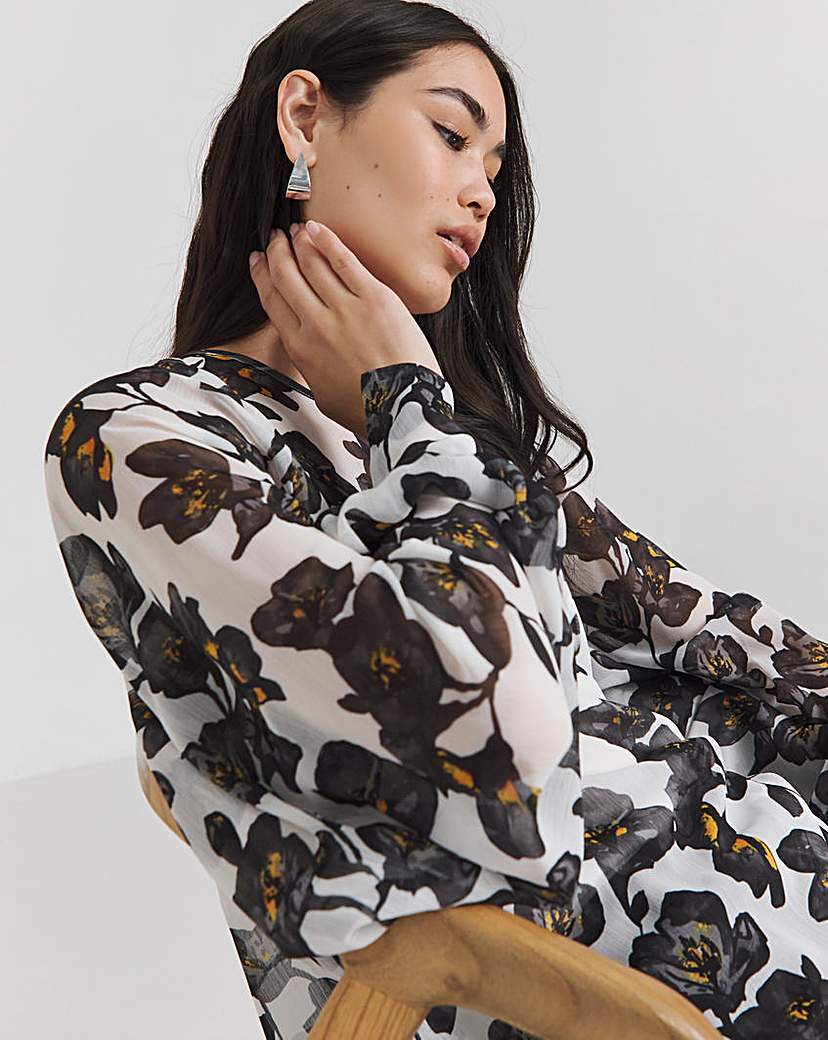 Joanna Hope Tie Sleeve Blouse