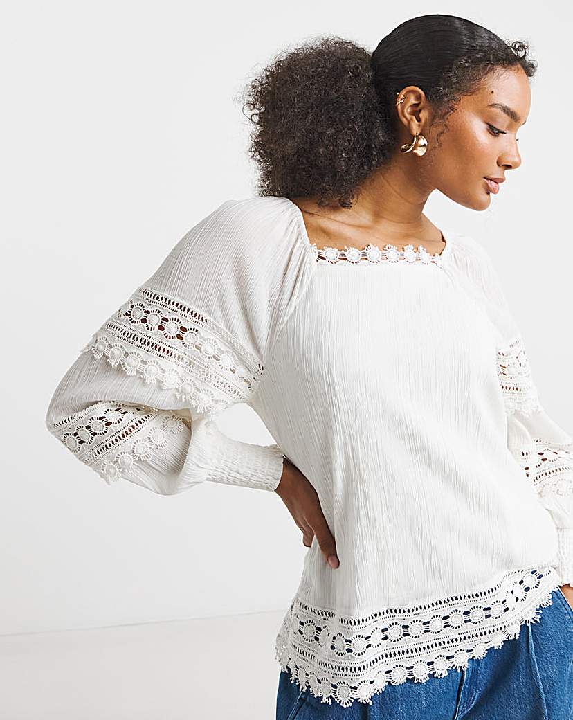 Joanna Hope Crinkle Blouse With Trims
