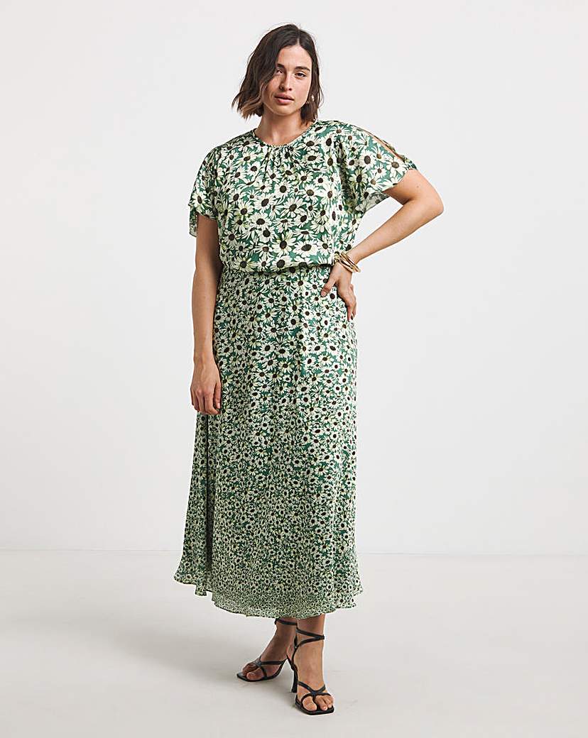 Joanna Hope Split Sleeve Maxi Dress
