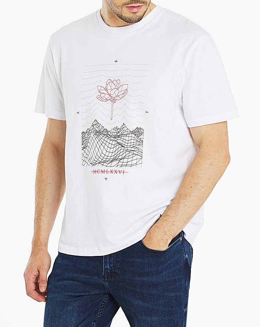 Image of Boxy Fit Graphic T-Shirt