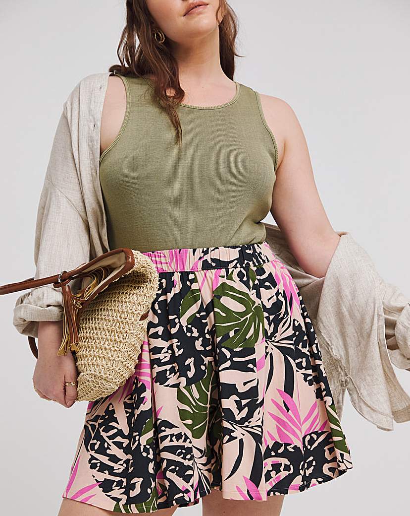 Relaxed Woven Flippy Shorts