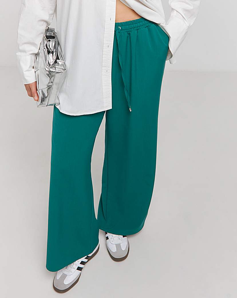 Drawcord Waist Wide Leg Trousers