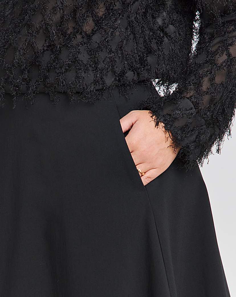 Full Skirt