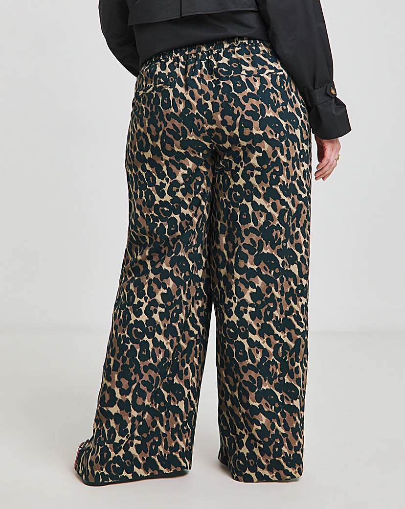 Drawcord Wide Leg Trouser