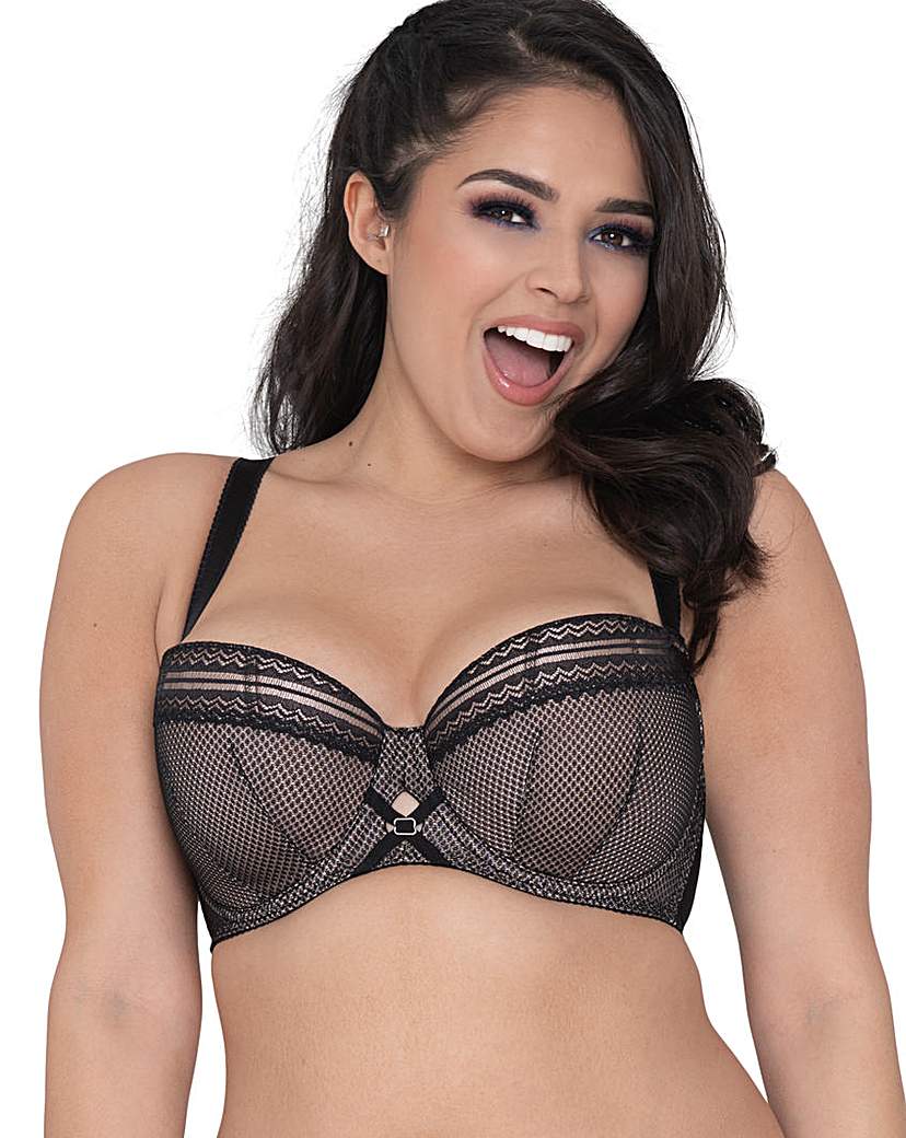 RRP £ 29.00The Curvy Kate Lola Bra is lightly padded offering you great sha...