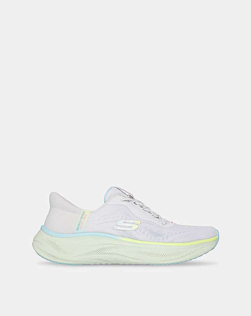 New In - Skechers Skech Cloud Slip-Ins Trainers