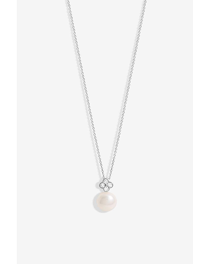 New In - Simply Silver Clover And Pearl Pendant