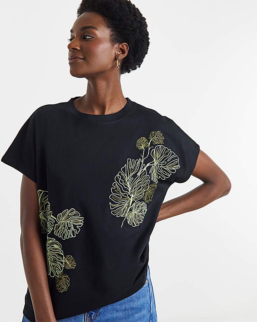 Leaf Applique T-Shirt