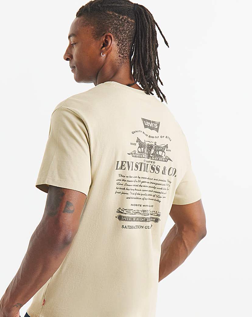 New In - Levi's Short Sleeve Back Graphic T-Shirt