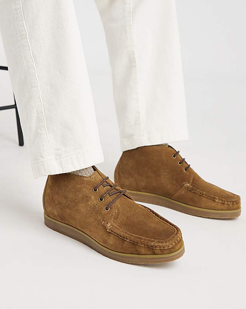 Casual Suede Chukka Boot Wide Fit