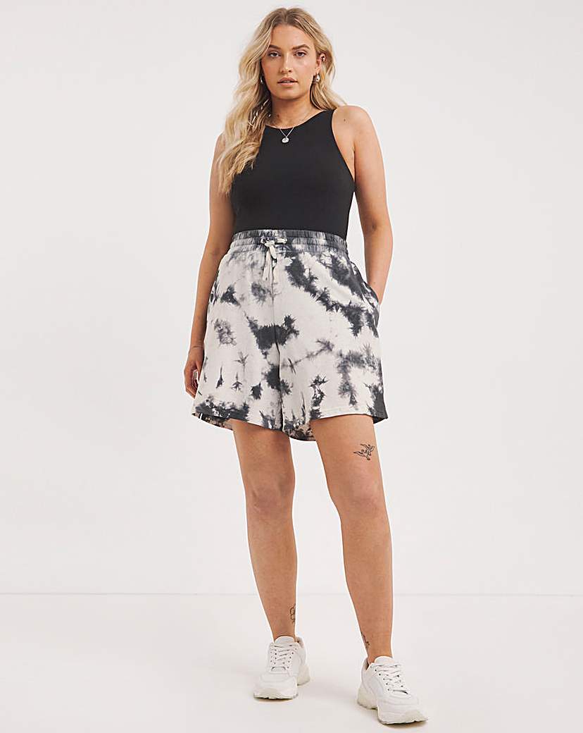 Tie Dye Oversized Jogger Shorts - Black Print