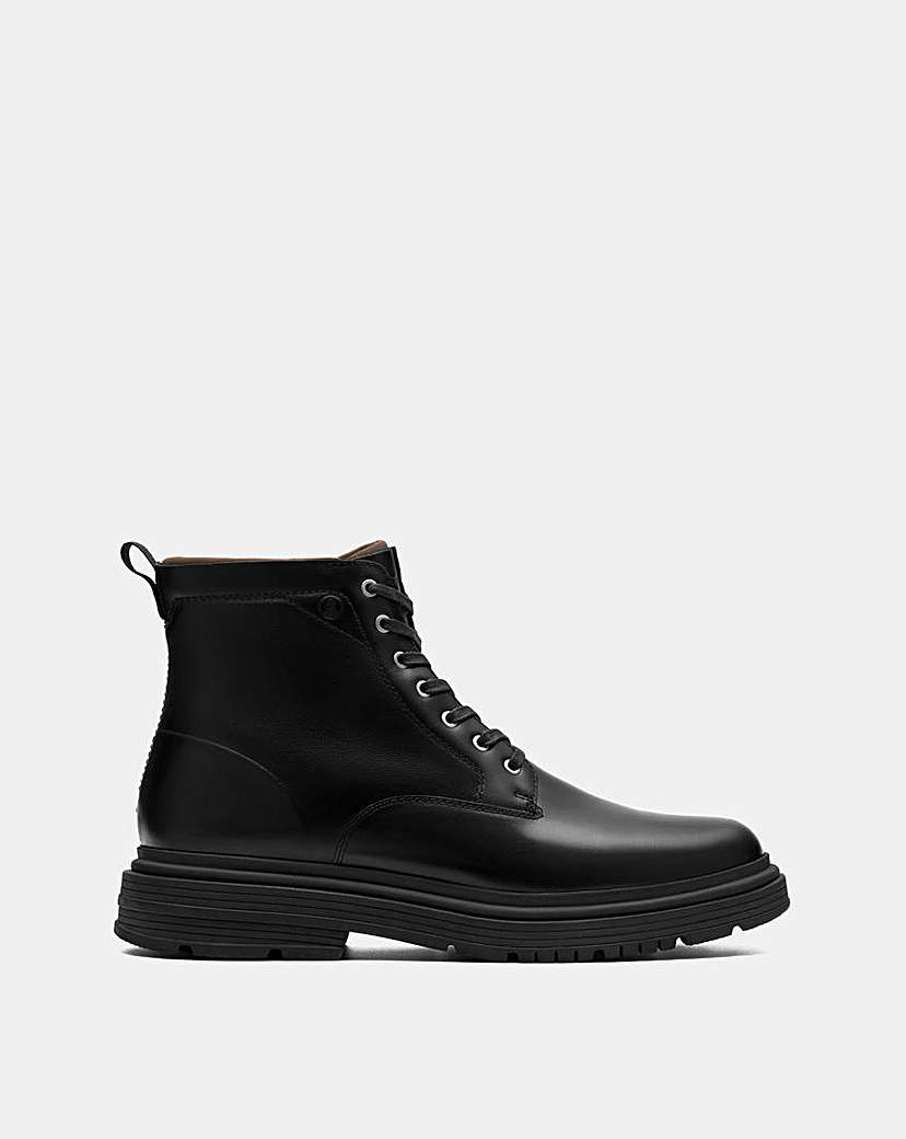 New In - Clarks Badbury Hi Wp Boots - Black