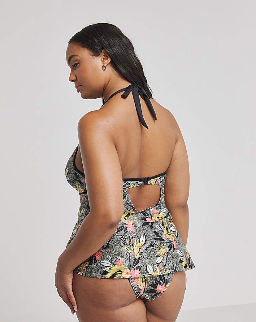 Dorina Curves Salaga Tankini Top