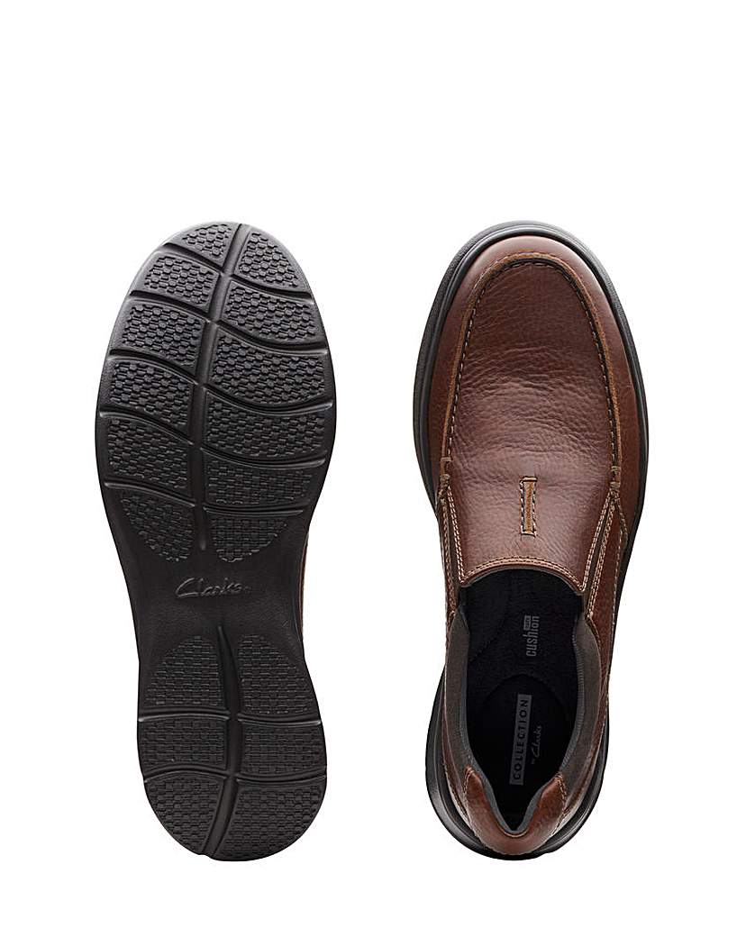 Clarks Cotrell Free Shoes - Tobacco