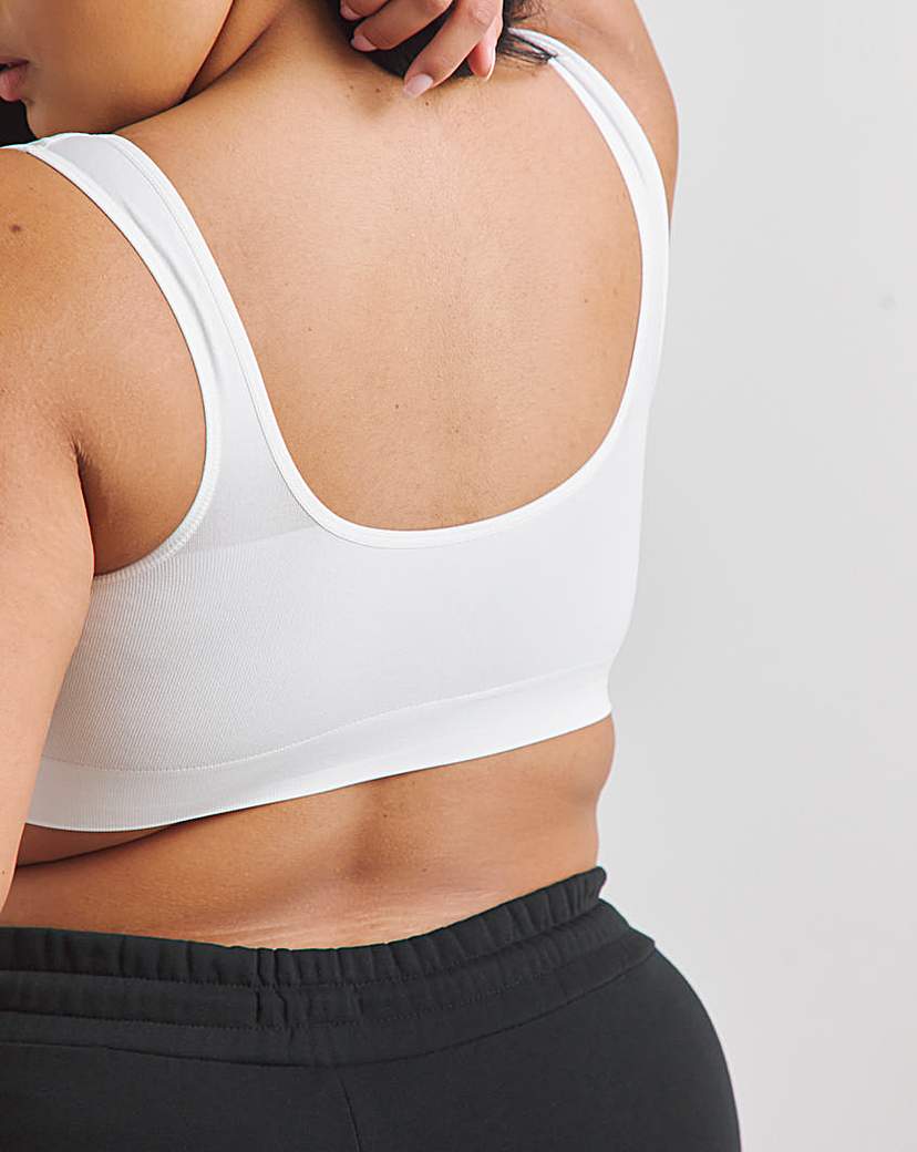 3 Pack White Comfort Tops Fits Up To D