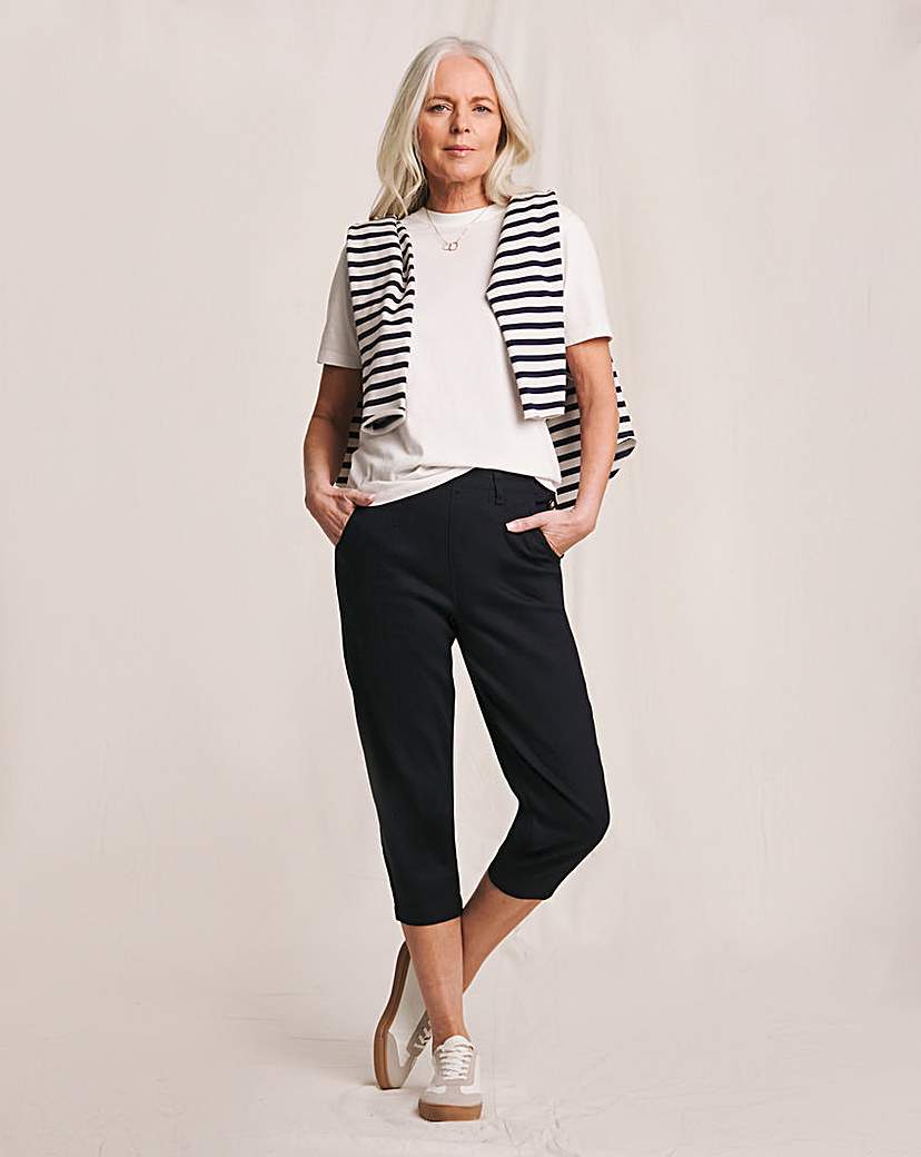 New In - Julipa Button Side Crop Trouser