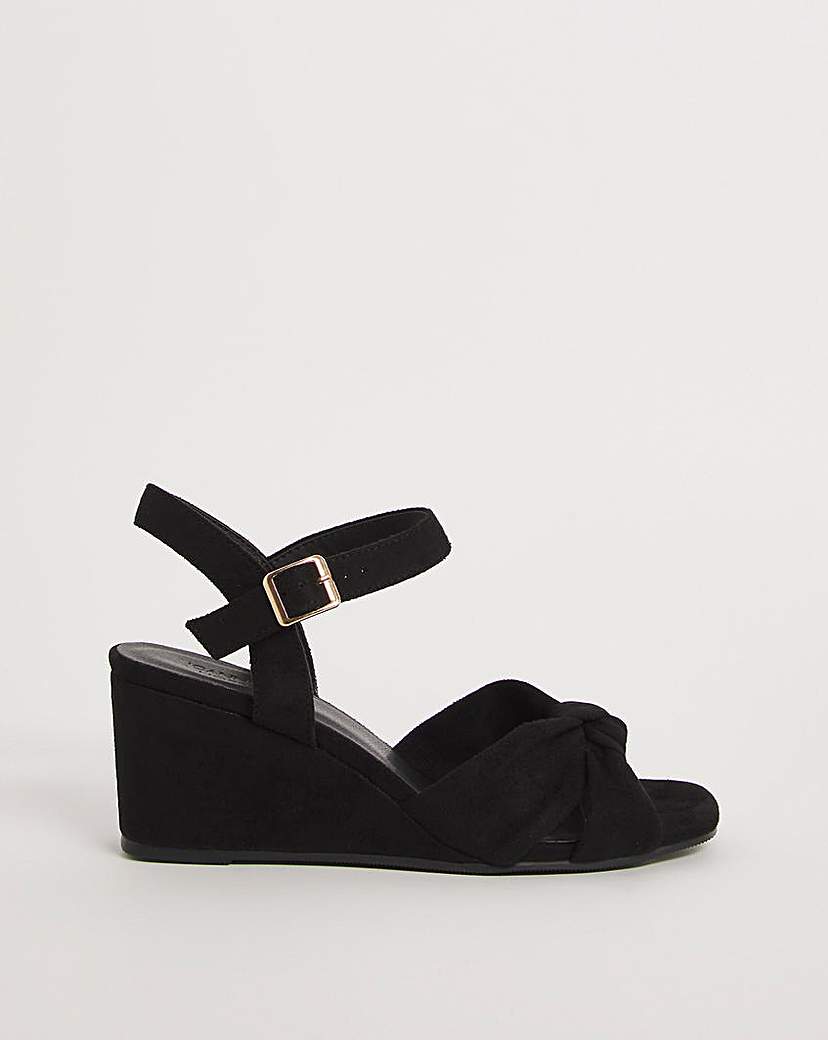 Knotted Vamp Wedge Sandal E Fit