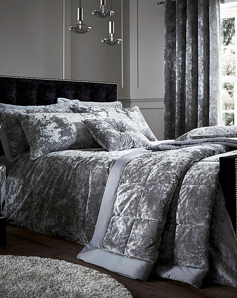 Crushed Velvet Bedspread