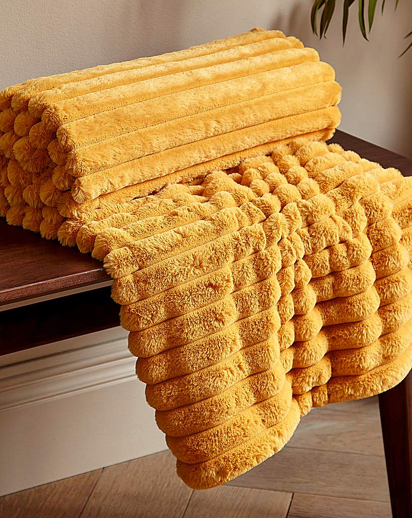 Cosy Ribbed Throw - Mustard