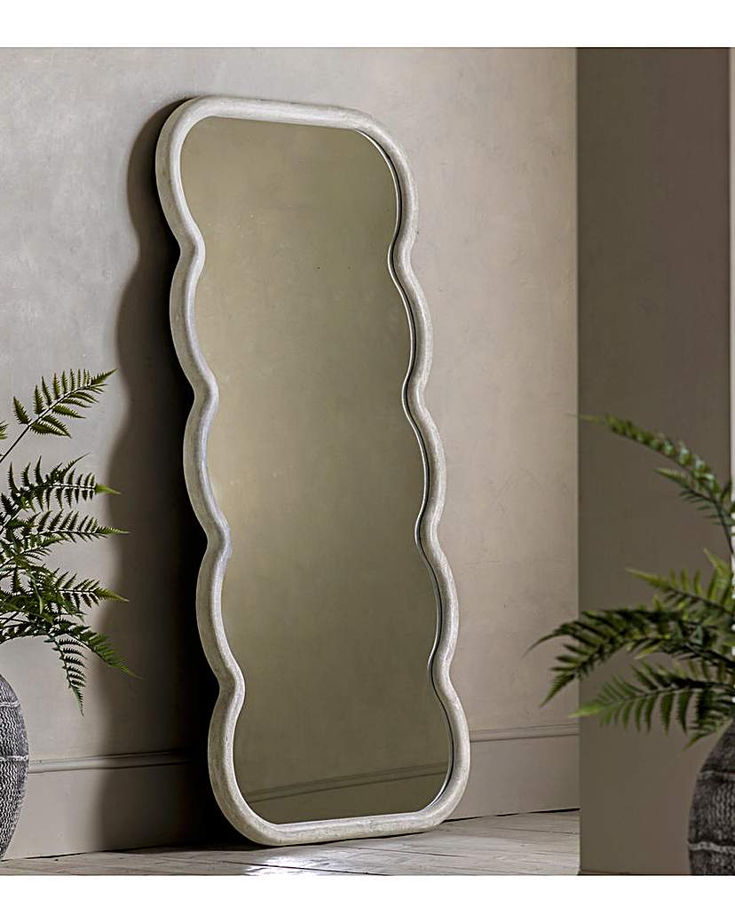 Gallery Curved Leaner Mirror