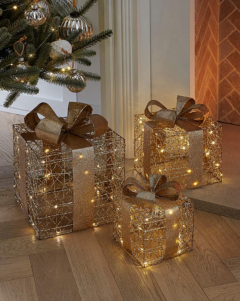 New In - Set of 3 Gold Shimmer Light Up Presents