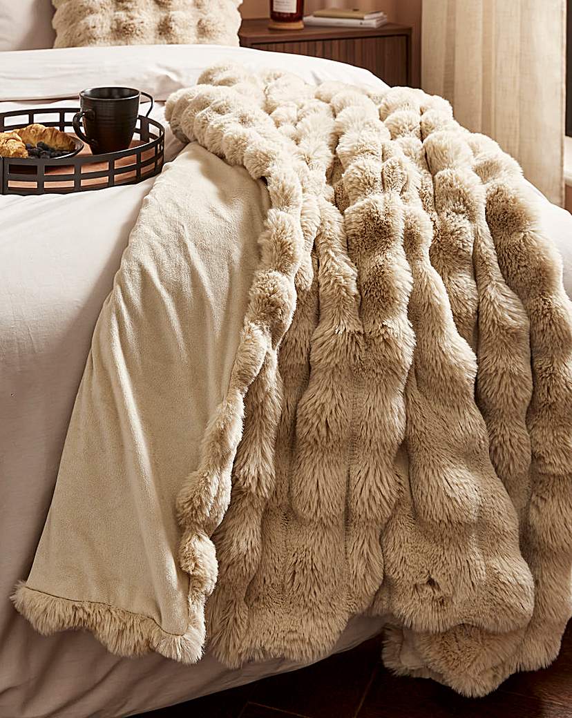 Gray & Osbourn Bubble Faux Fur Throw