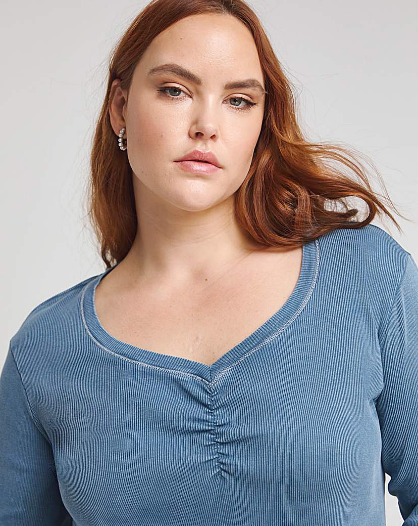 Ribbed V Neck Top