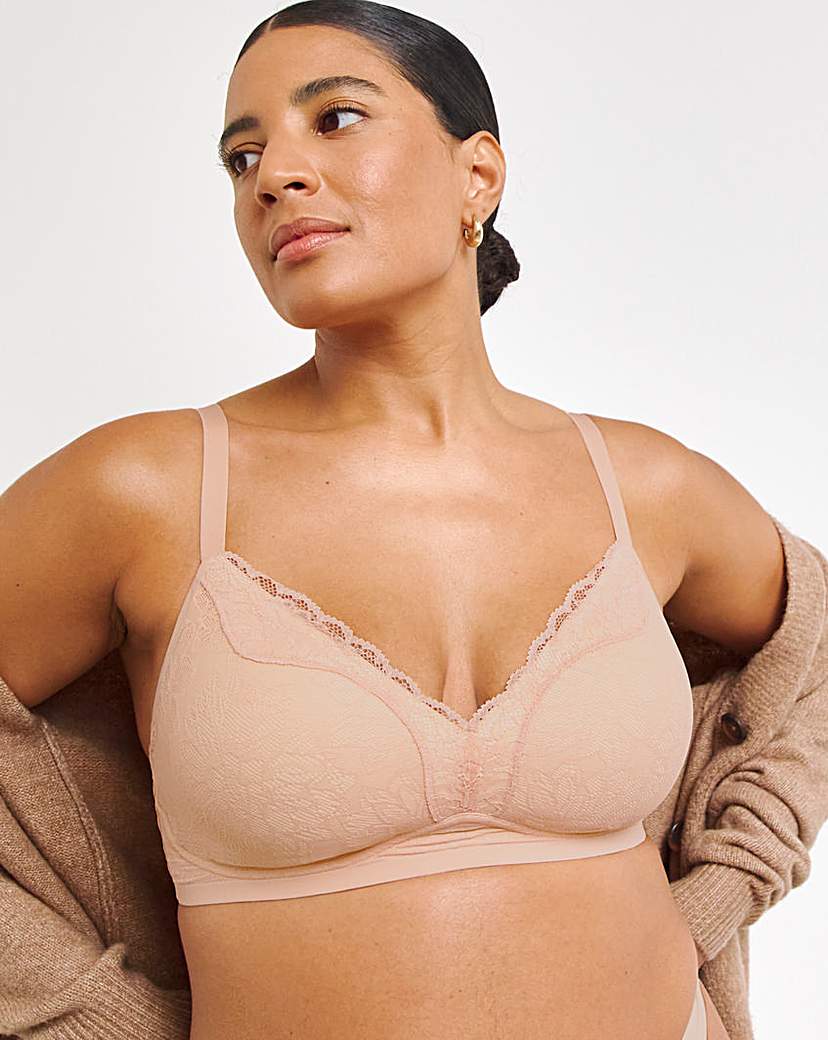 Triumph Fit Lace Padded Plunge Bra
