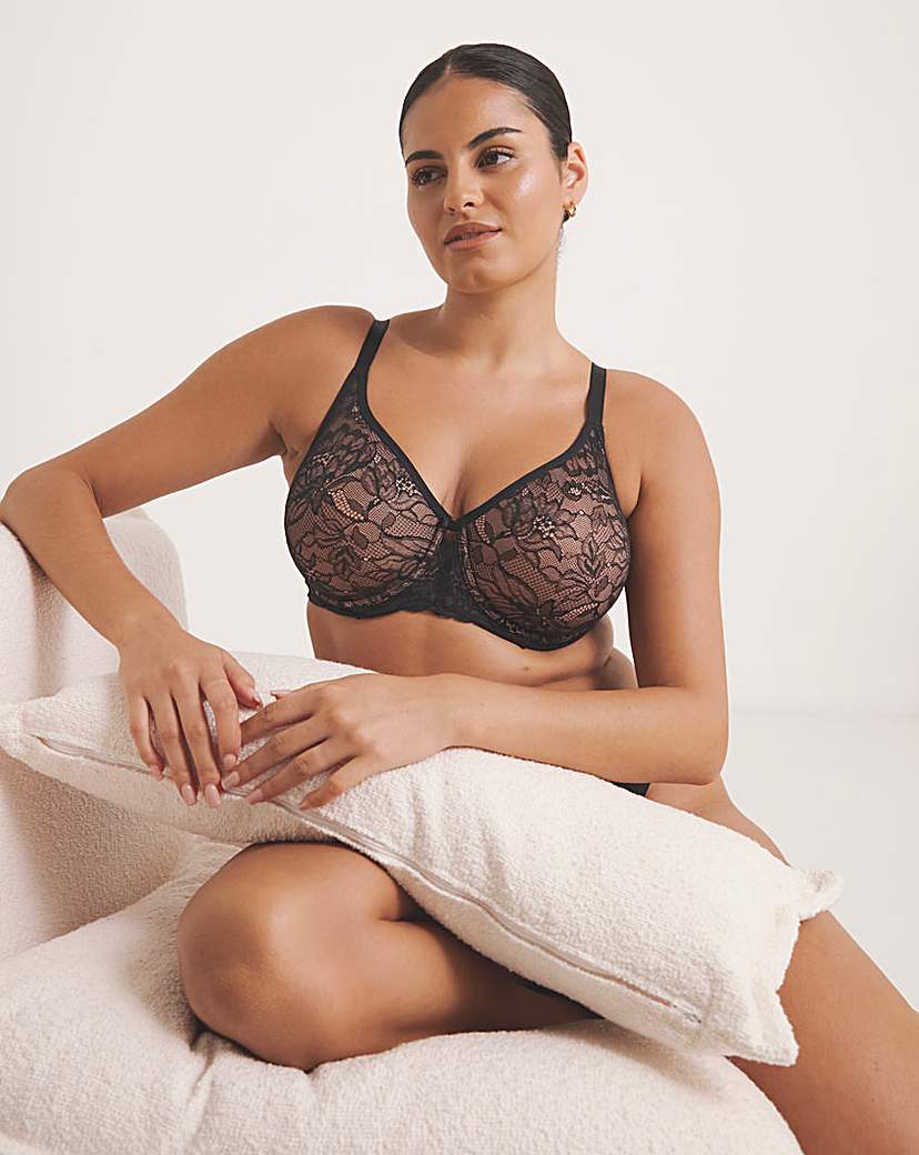 Triumph Women's Black Amourette Charm Minimiser 36D