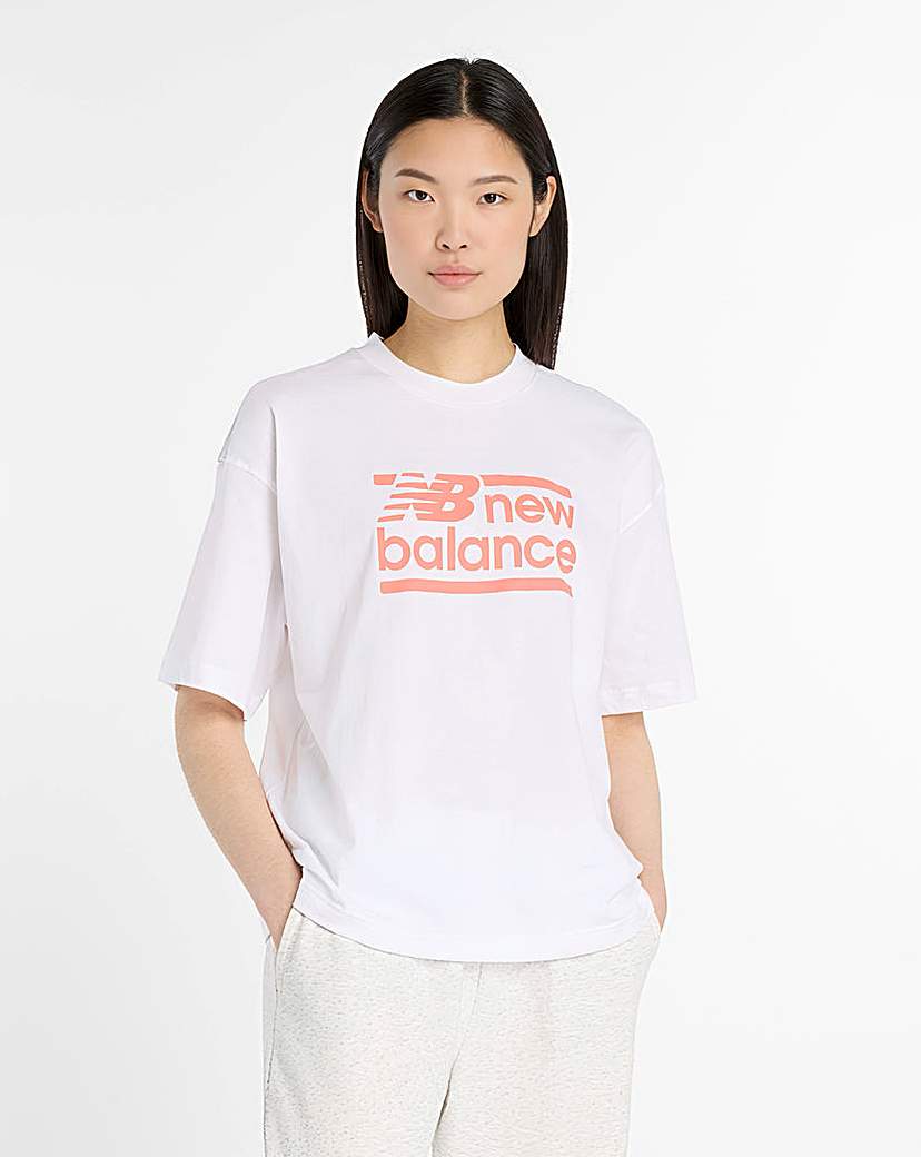 New In - New Balance Graphic Oversized T-Shirt