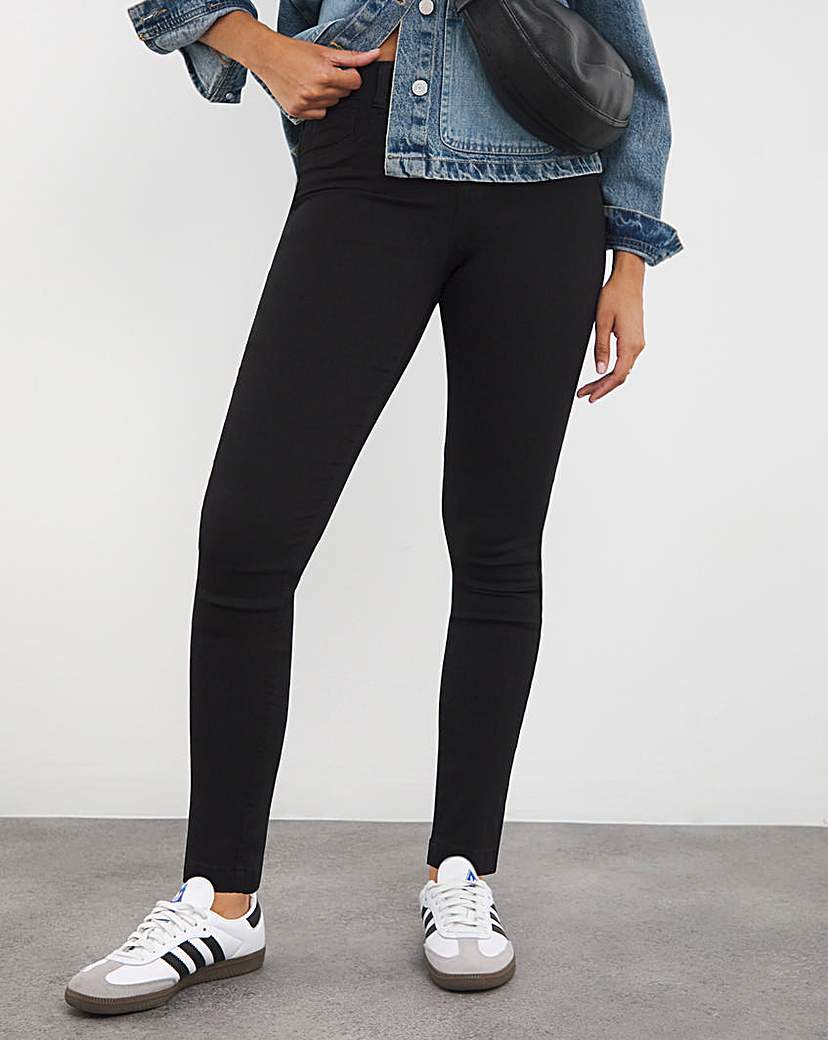 Bella Black Pull On Slim Leg Jeggings