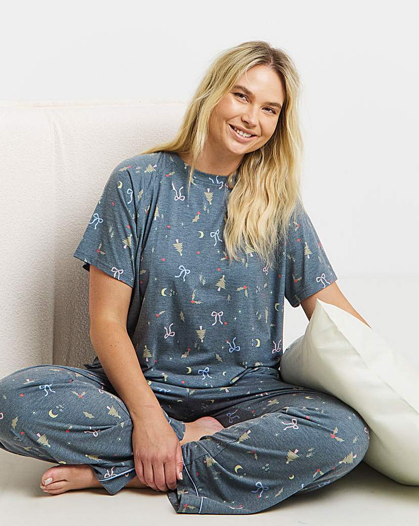 New In - Pretty Lounge Pyjama Set