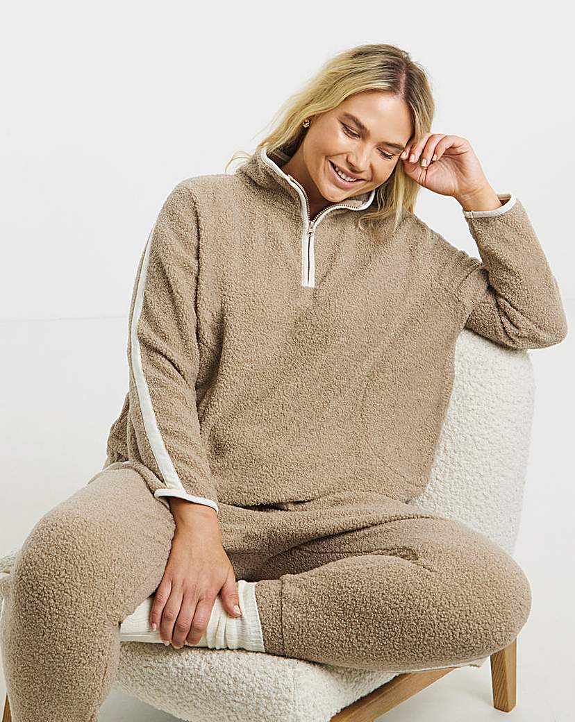New In - Pretty Secrets Borg Lounge Set