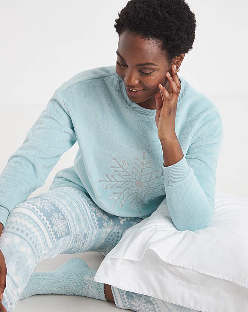 New In - Pretty Secrets PJ Set & Fluffy Socks