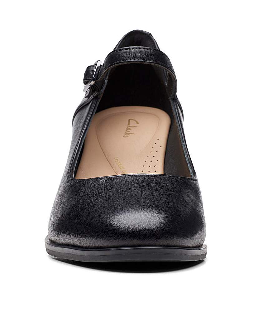 Clarks Freva55 Strap Court Shoe Wide Fit